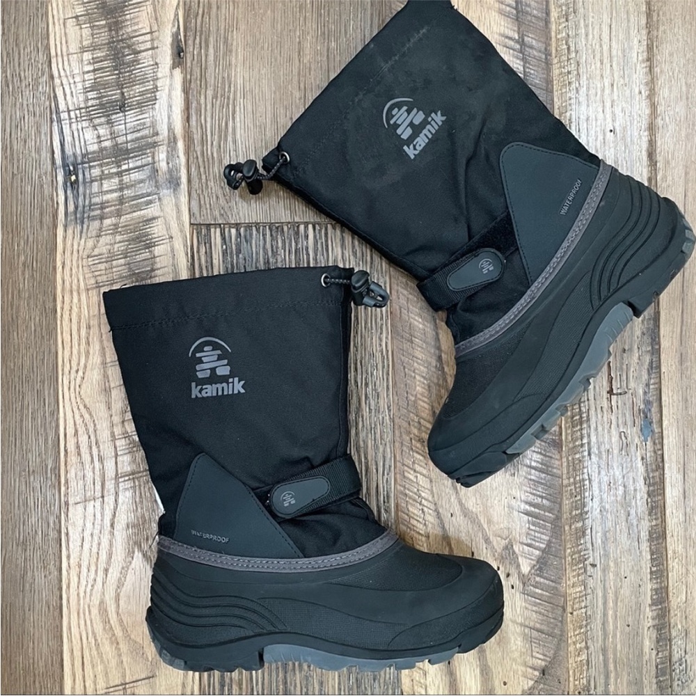 $99 Excellent Kamik black waterproof insulated Waterboy winter boots boys sz 1